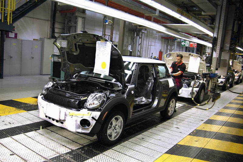 Illustration for article titled MINI E Electric Mini Re-Revealed, Now With Technical Images